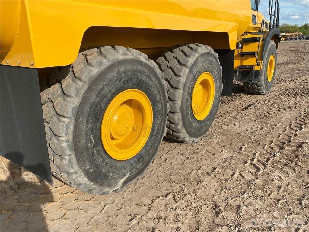 Bell B30E Поливочные машины