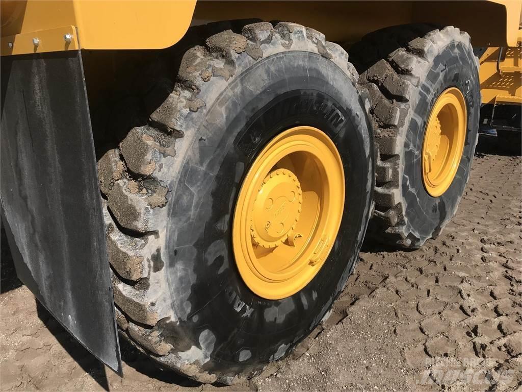 Bell B30E Поливочные машины