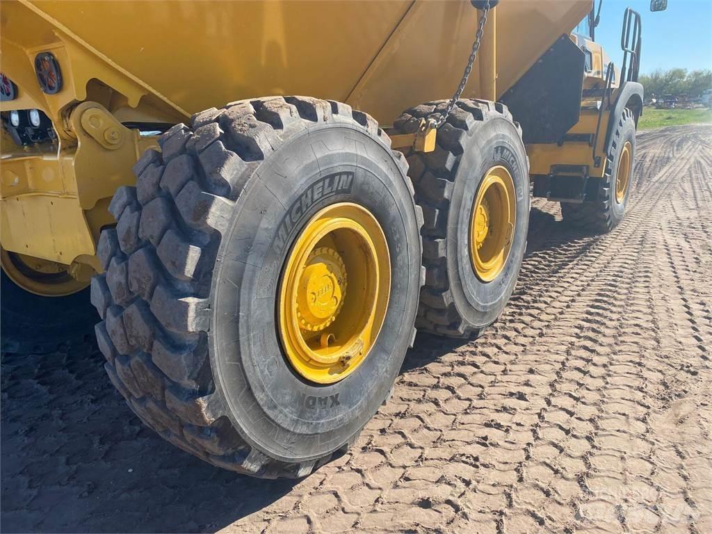 Bell B30E Шарнирно-сочленённые самосвалы