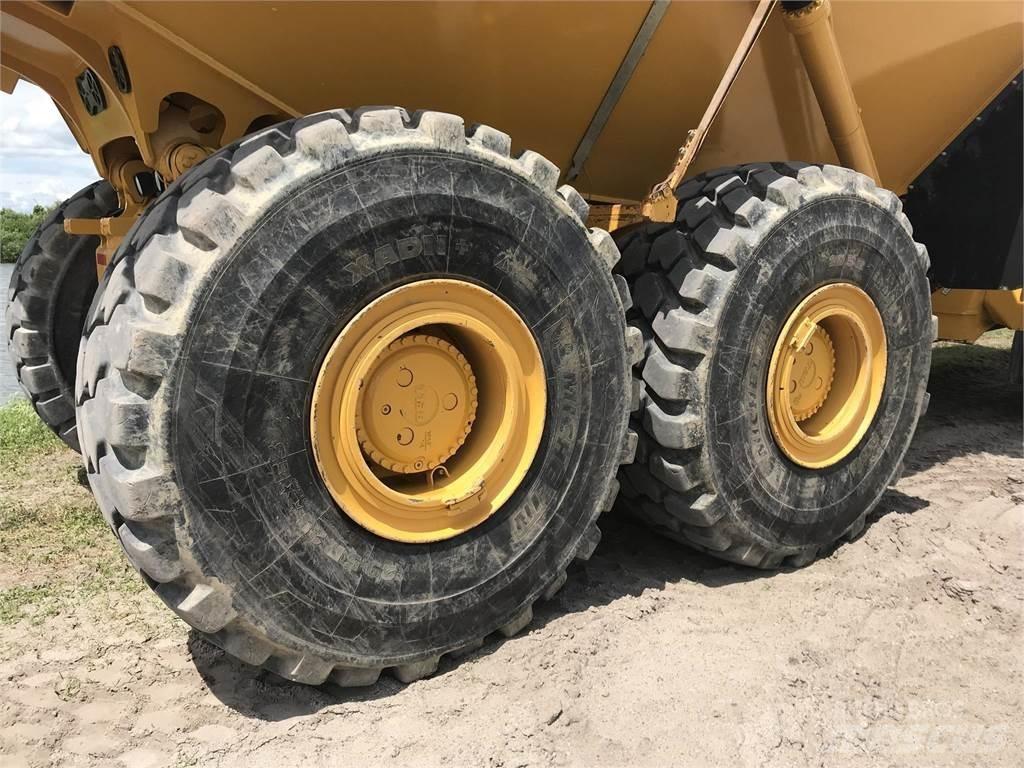 Bell B40D Шарнирно-сочленённые самосвалы