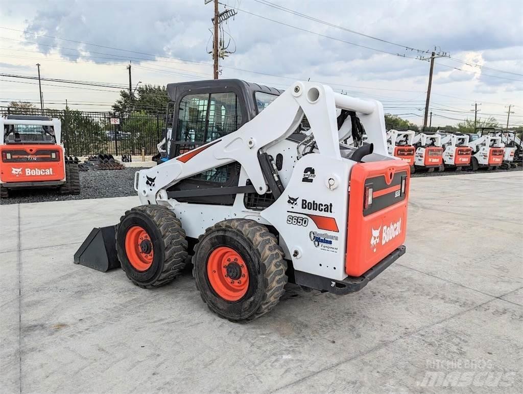 Bobcat S650 Мини-погрузчики
