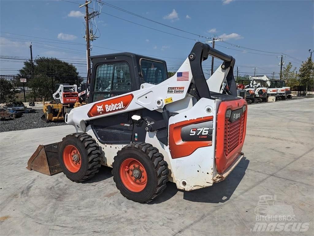 Bobcat S76 Мини-погрузчики