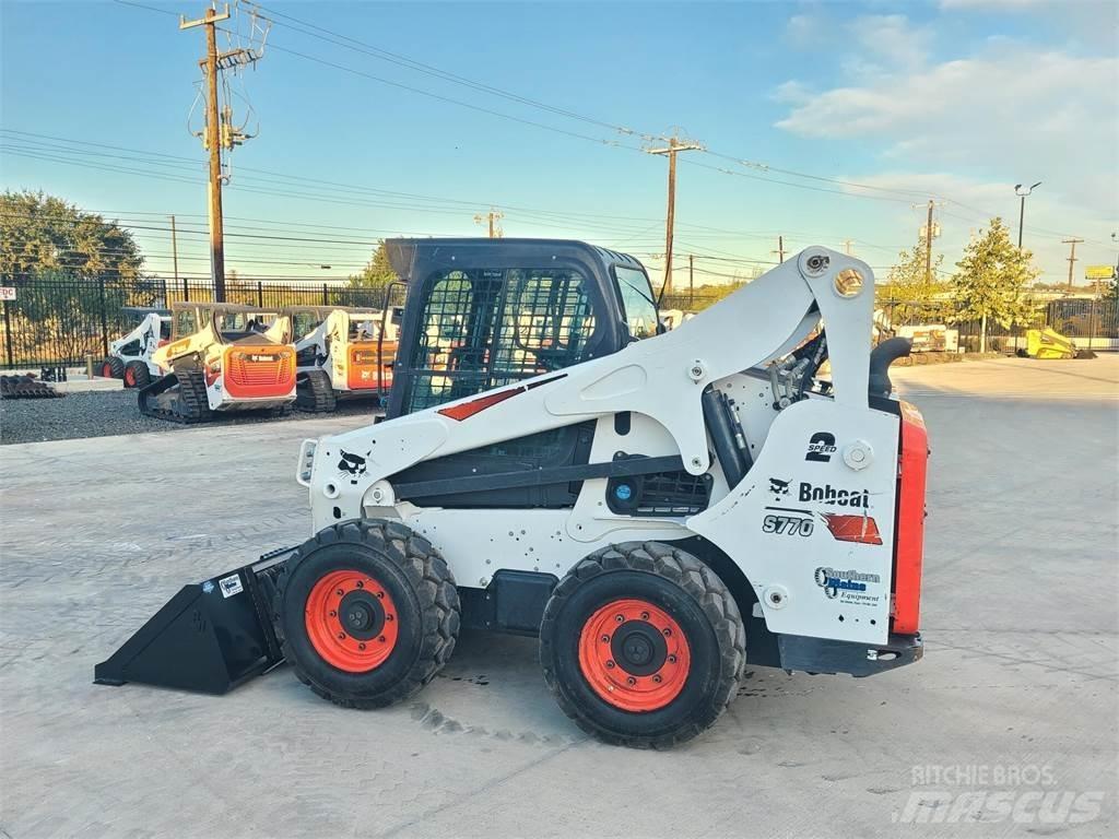 Bobcat S770 Мини-погрузчики