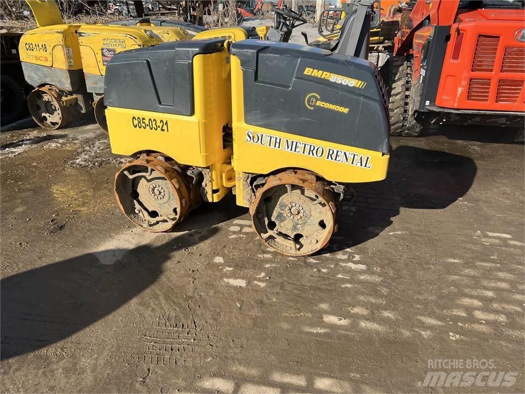 Bomag BMP8500 Прицепные виброкатки