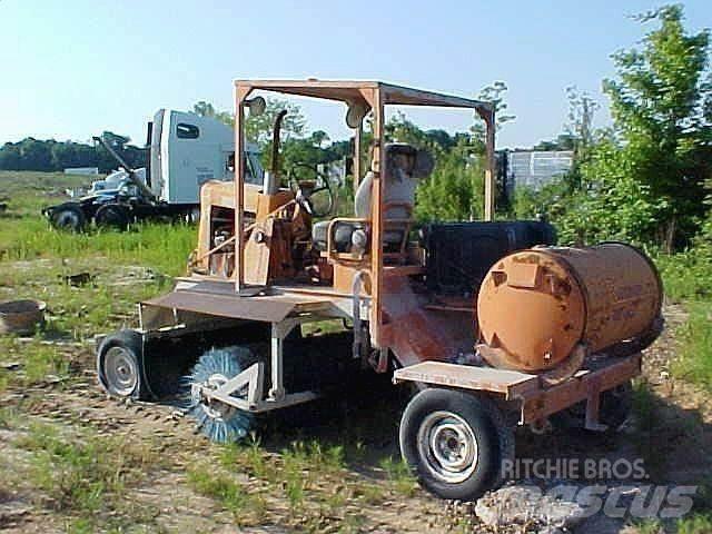Broce C Вакуумные уборочные машины