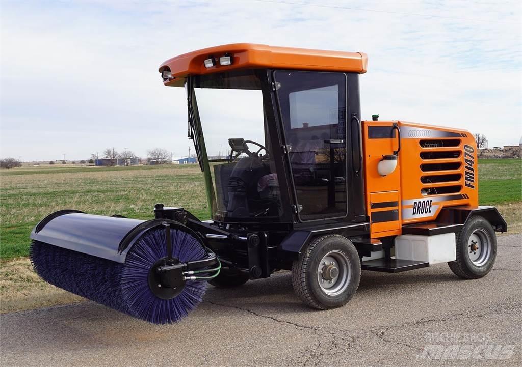 Broce FMJ470 Вакуумные уборочные машины
