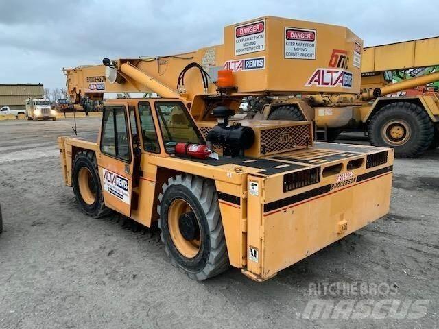 Broderson IC250-3C Автокраны вездеходы
