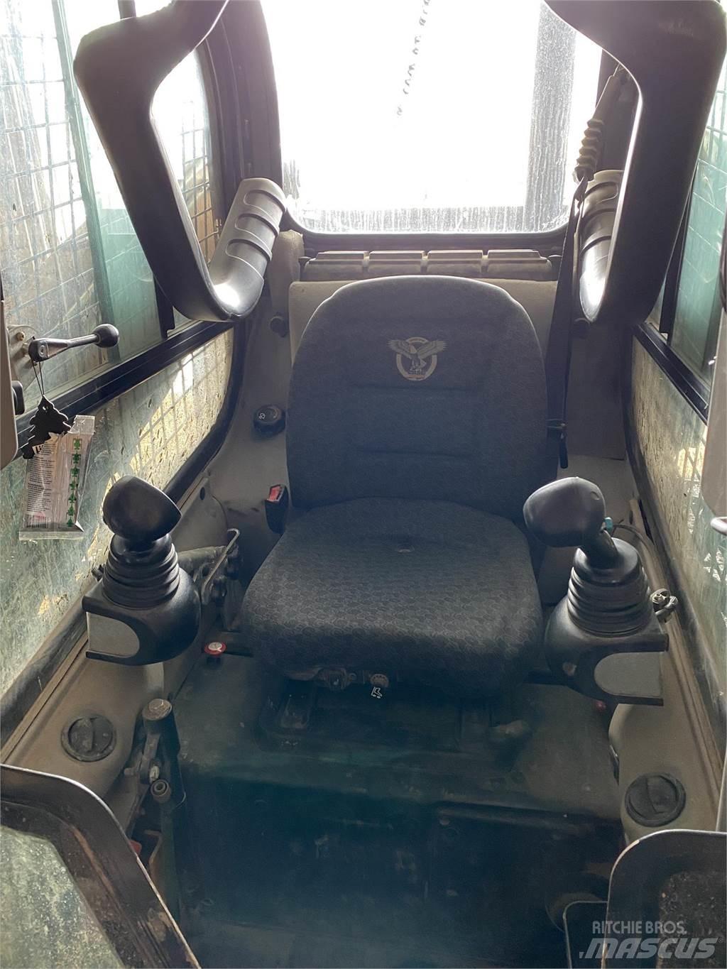 CASE SV280 Мини-погрузчики