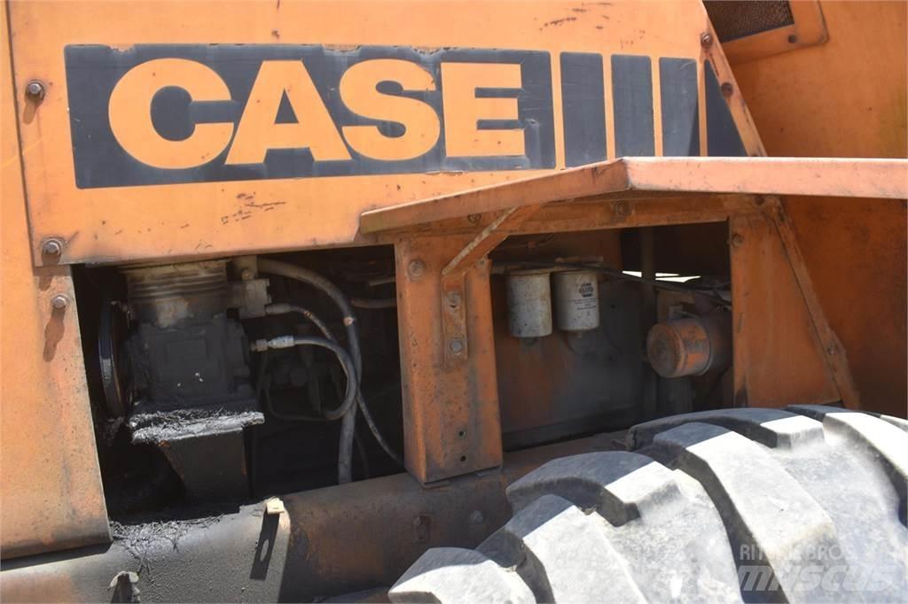 CASE W20C Фронтальные погрузчики