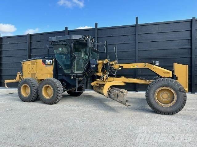 CAT 120 Грейдеры