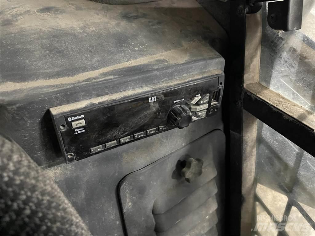 CAT 299D2 Мини-погрузчики