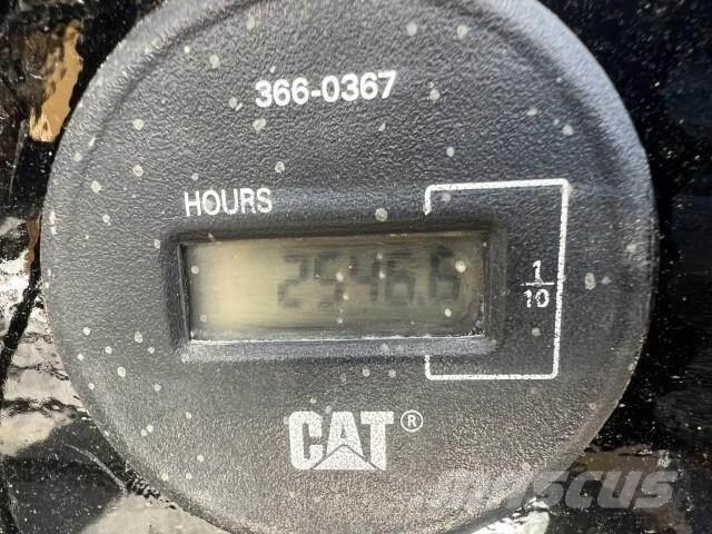 CAT 303.5E2 CR Мини-экскаваторы