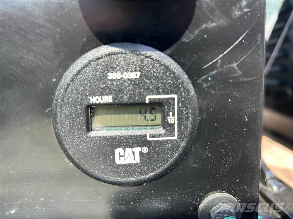 CAT 305.5 Мини-экскаваторы