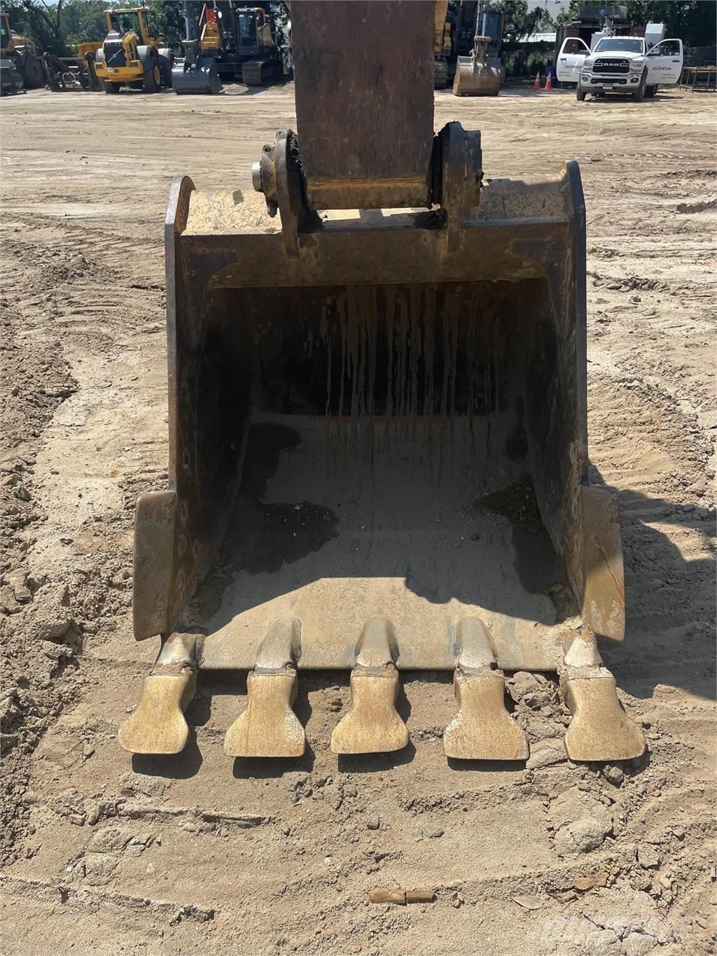 CAT 325C Гусеничные экскаваторы