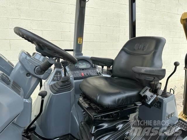 CAT 415F2 Экскаваторы-погрузчики