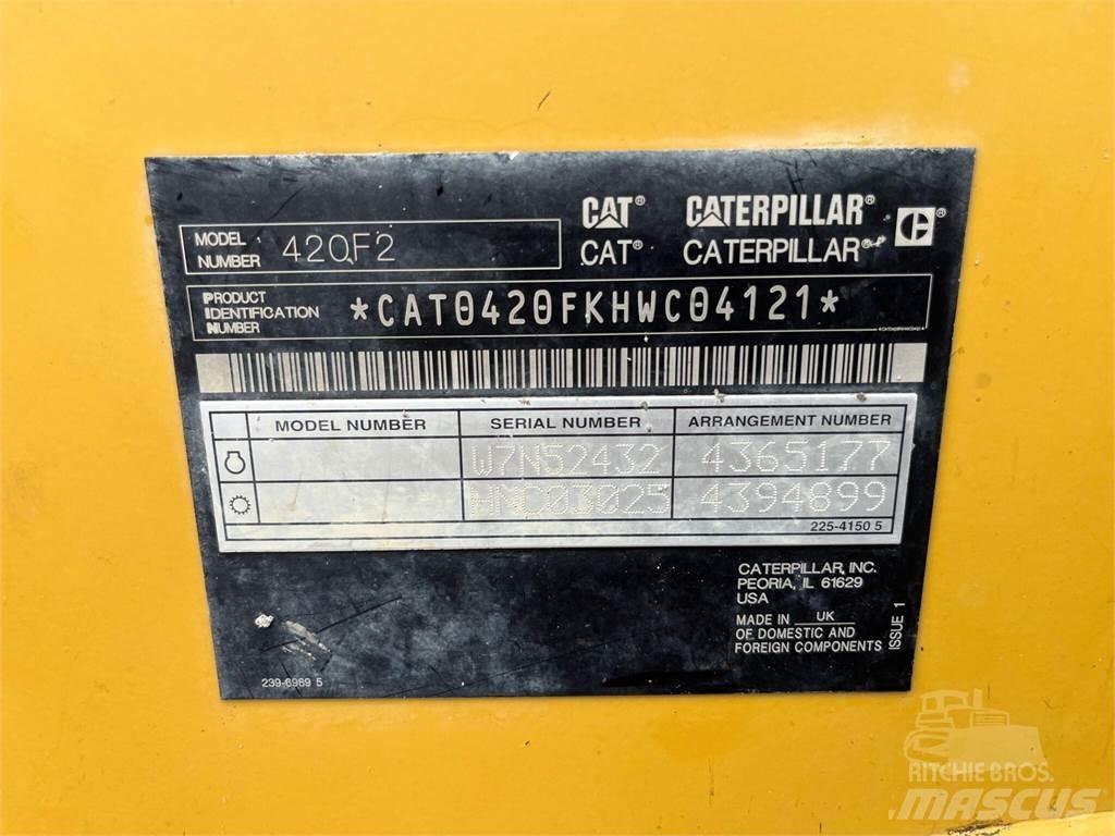 CAT 420F2 Экскаваторы-погрузчики