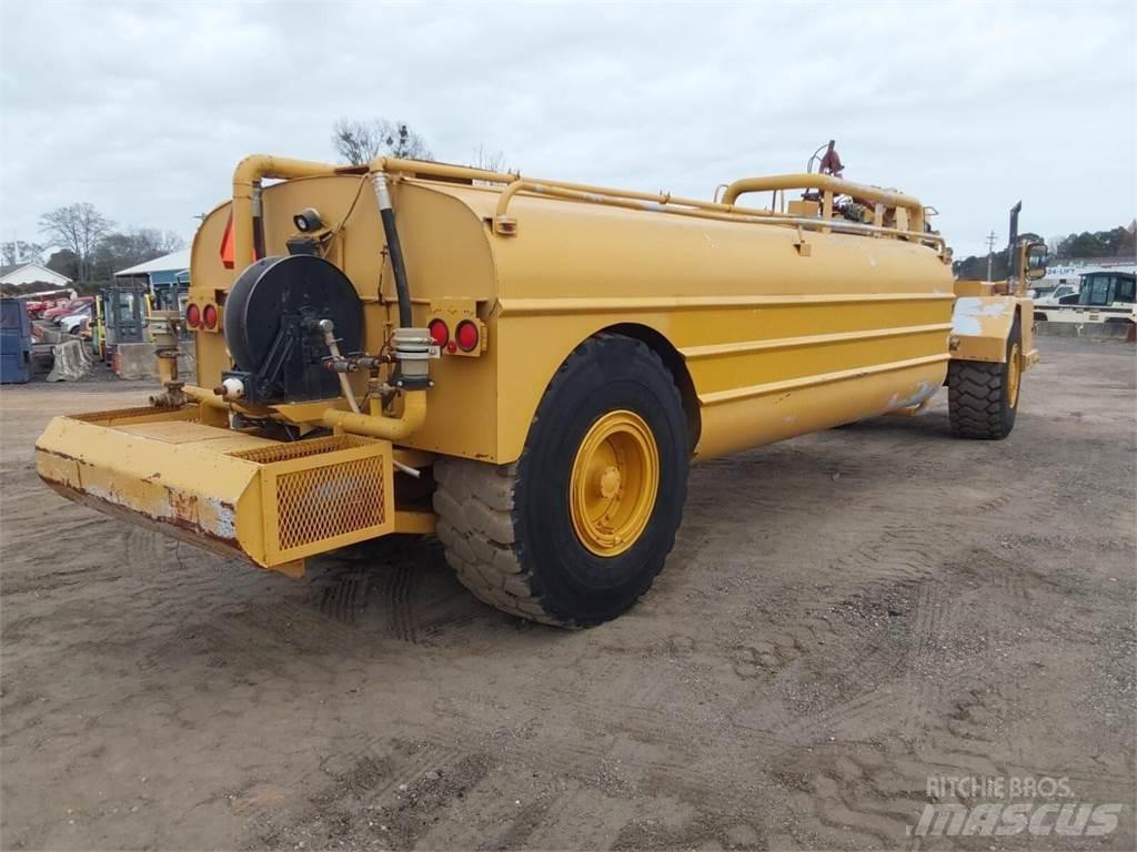CAT 613C Прицепы-цистерны
