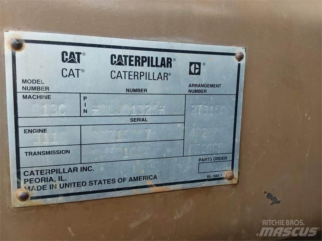 CAT 613C Прицепы-цистерны