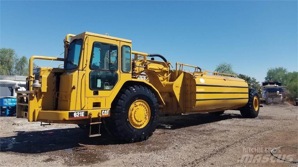 CAT 621E Прицепы-цистерны