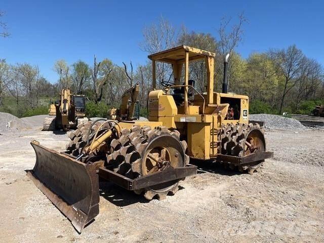 CAT 815 Уплотнители для закладки отходов