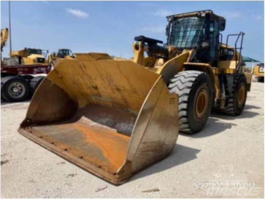 CAT 972M Фронтальные погрузчики