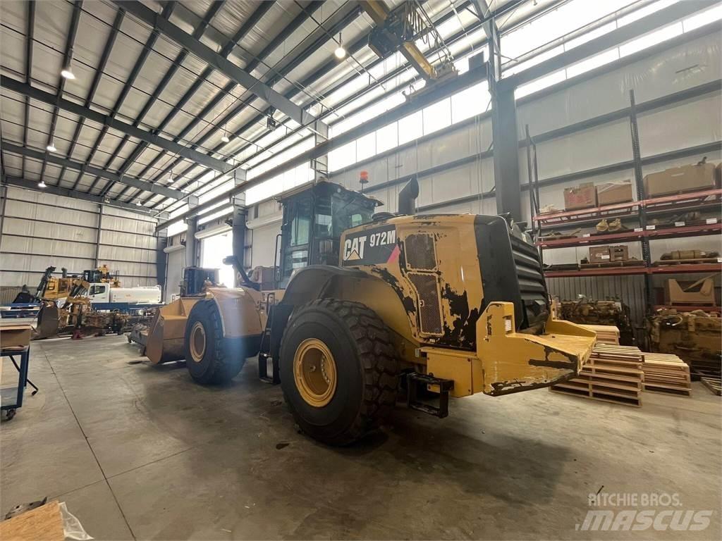 CAT 972M Фронтальные погрузчики