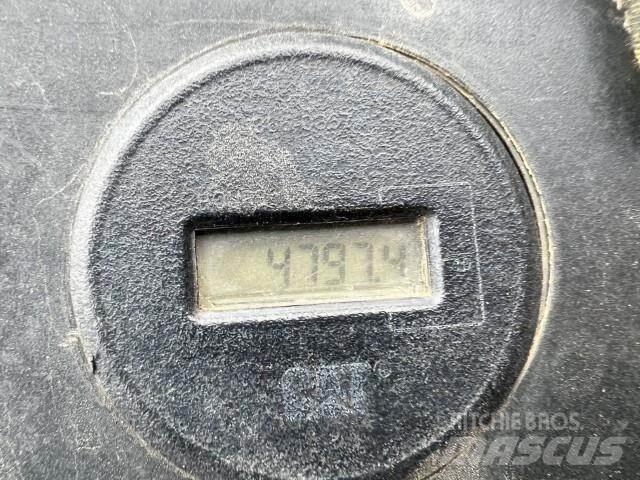 CAT CP-563C Уплотнители для закладки отходов