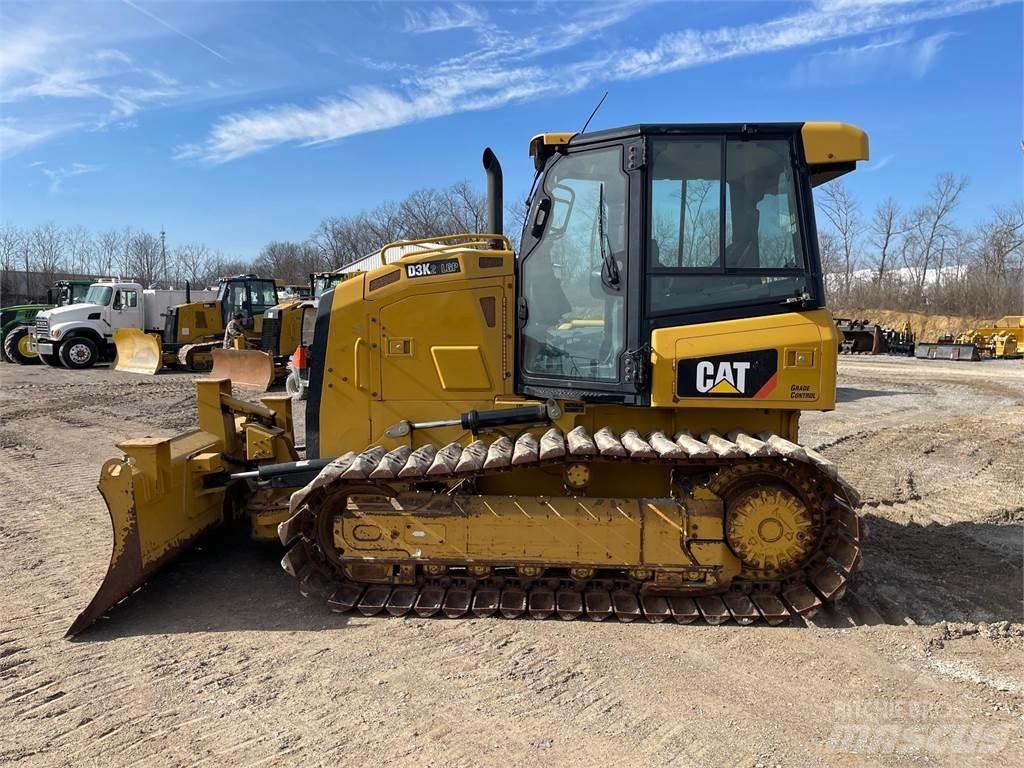 CAT D3K2 LGP Гусеничные бульдозеры