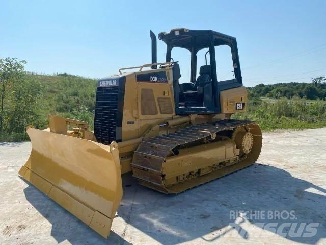 CAT D3K2 LGP Гусеничные бульдозеры