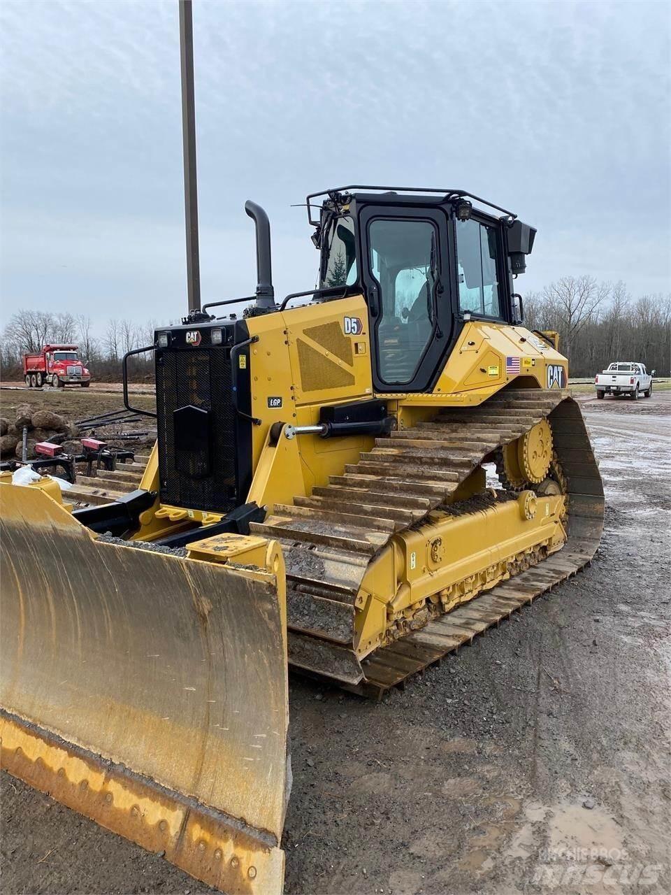 CAT D5 LGP Гусеничные бульдозеры
