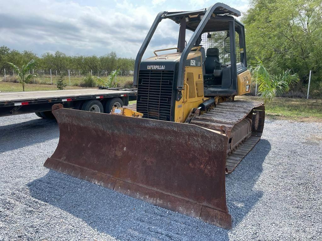 CAT D5K2 LGP Гусеничные бульдозеры