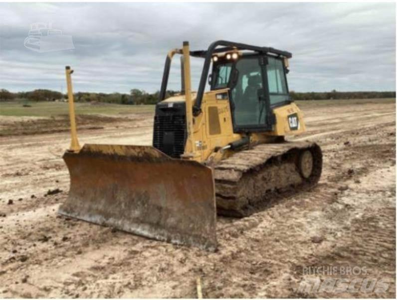 CAT D6K2 LGP Гусеничные бульдозеры