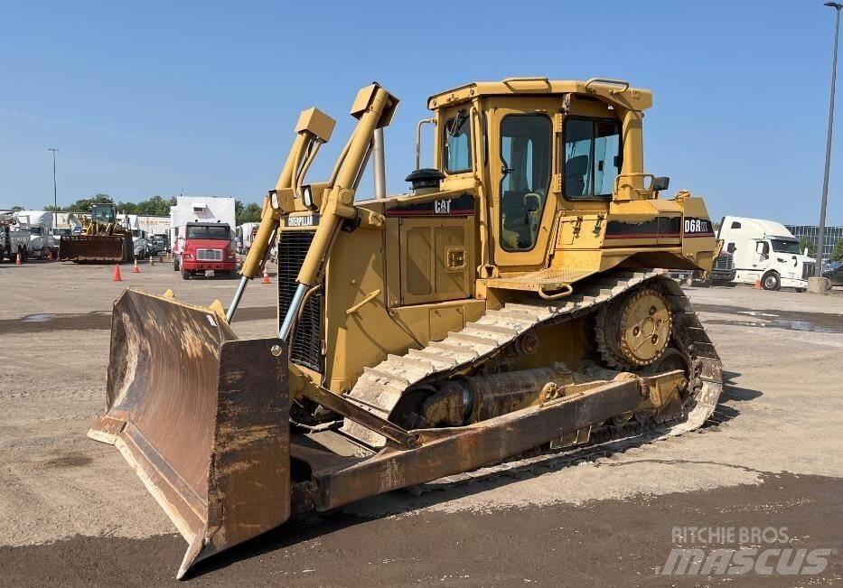CAT D6R Гусеничные бульдозеры