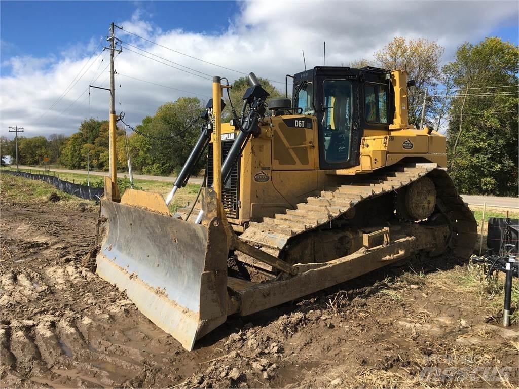 CAT D6T LGP Гусеничные бульдозеры