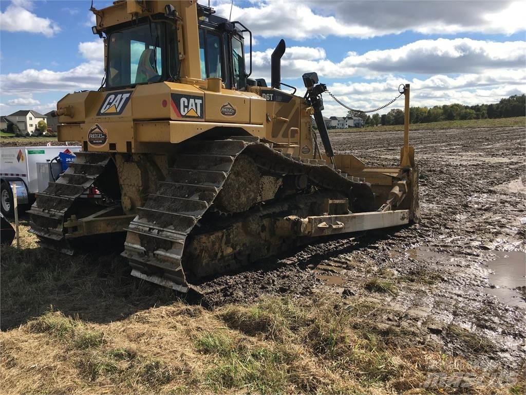 CAT D6T LGP Гусеничные бульдозеры