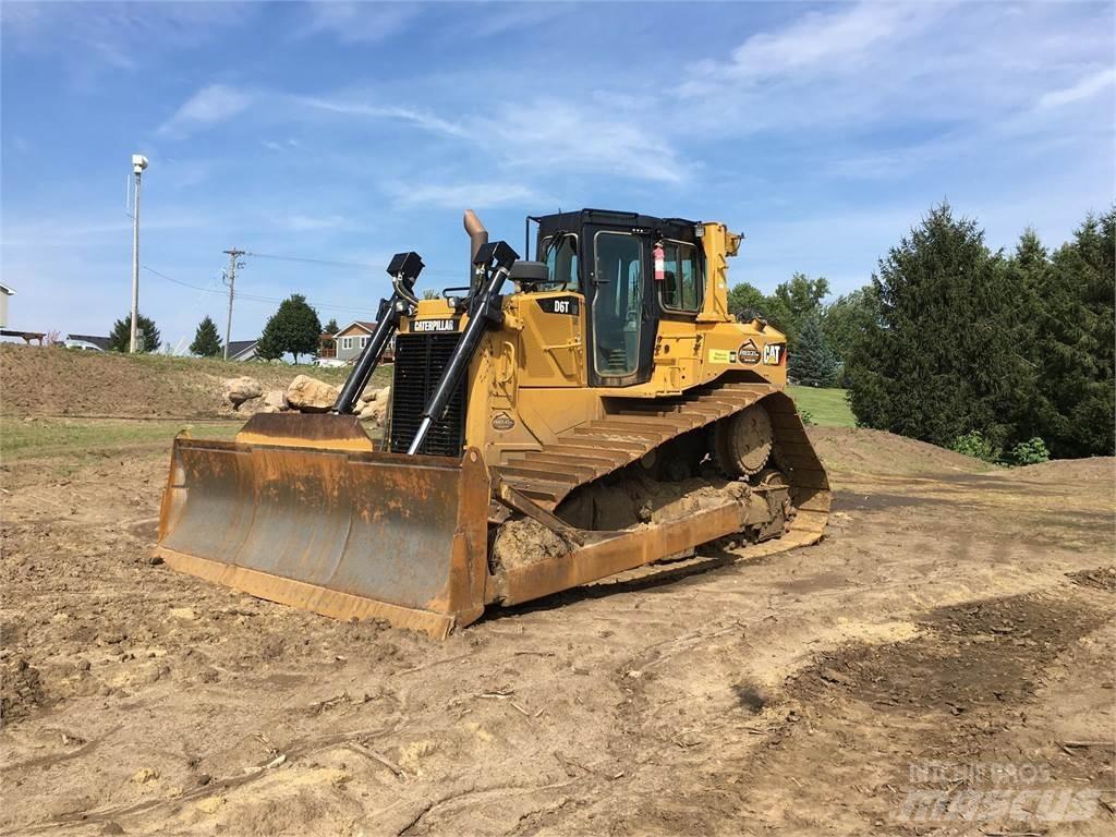 CAT D6T LGP Гусеничные бульдозеры