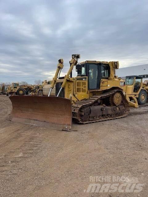 CAT D6T XW Гусеничные бульдозеры