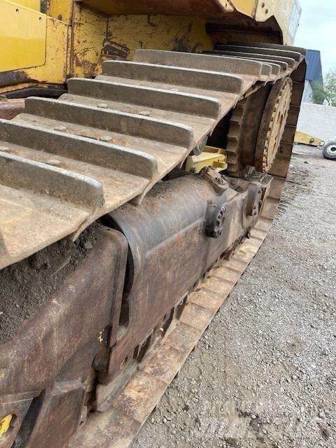 CAT D6T XW Гусеничные бульдозеры
