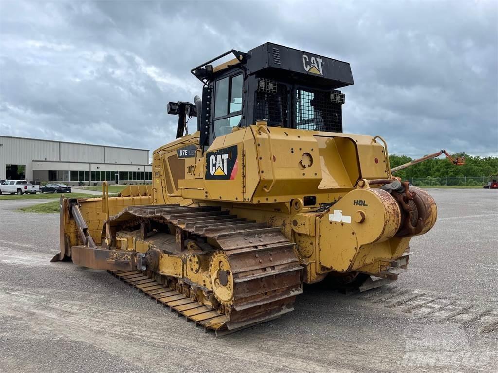 CAT D7E LGP Гусеничные бульдозеры