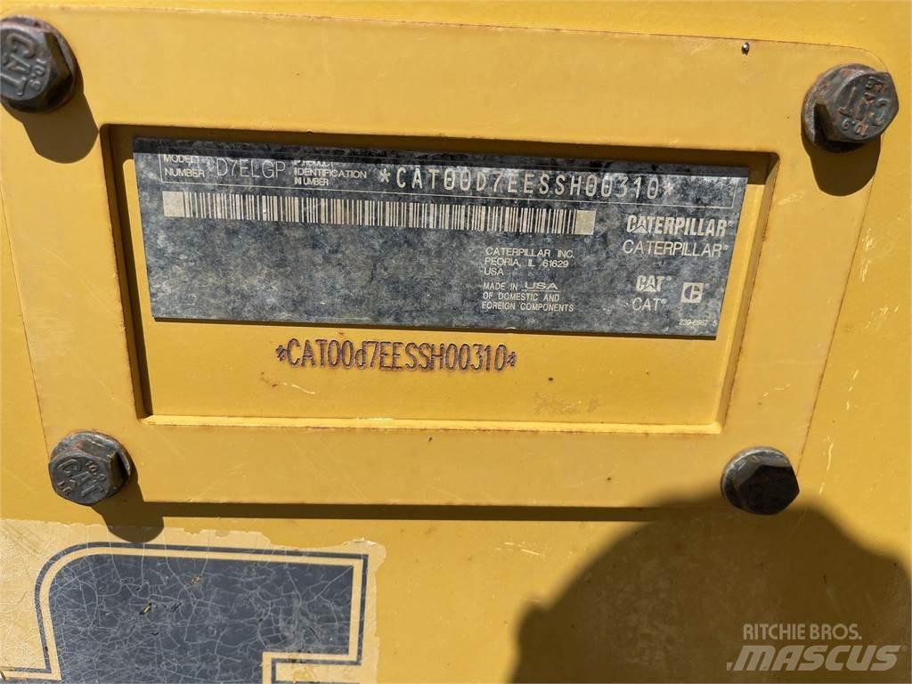 CAT D7E LGP Гусеничные бульдозеры