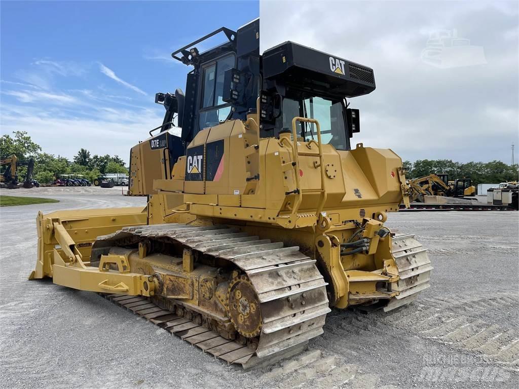 CAT D7E LGP Гусеничные бульдозеры