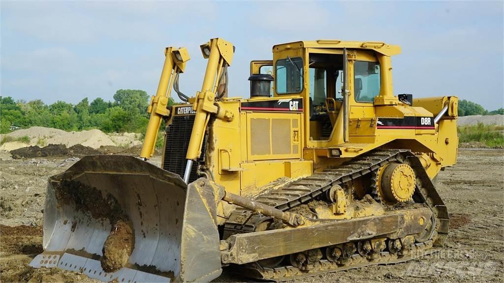 CAT D8R Гусеничные бульдозеры