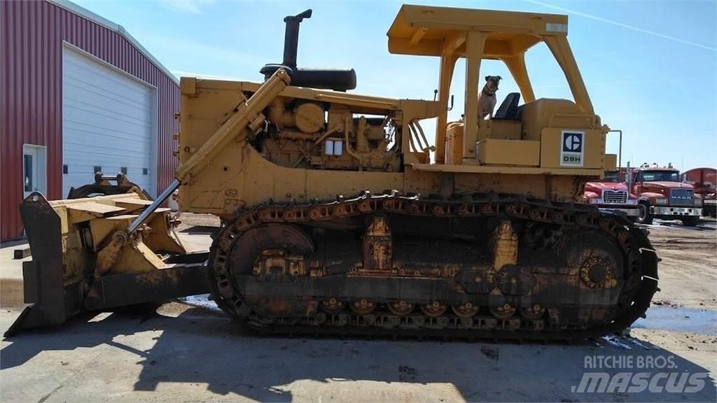 CAT D9H Гусеничные бульдозеры