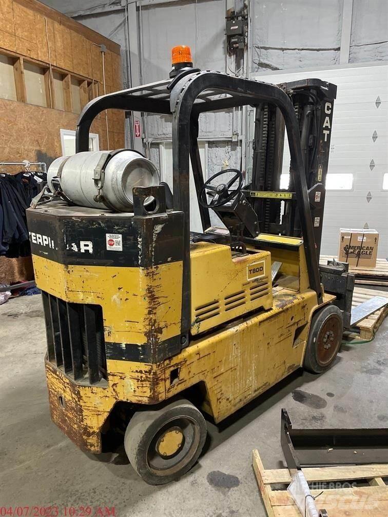 CAT T80D Другие складские механизмы