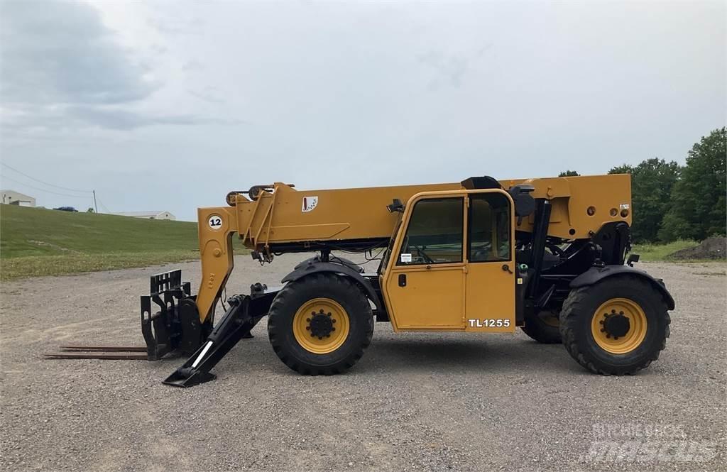 CAT TL1255 Телескопические погрузчики