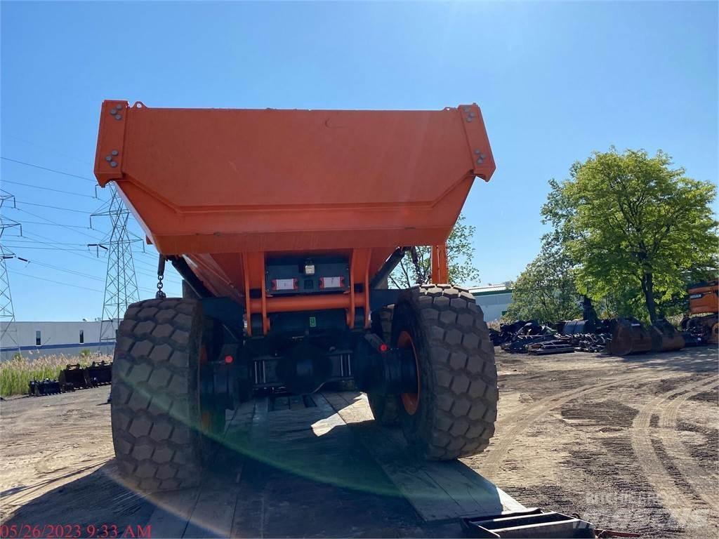 Develon DA30-5 Шарнирно-сочленённые самосвалы