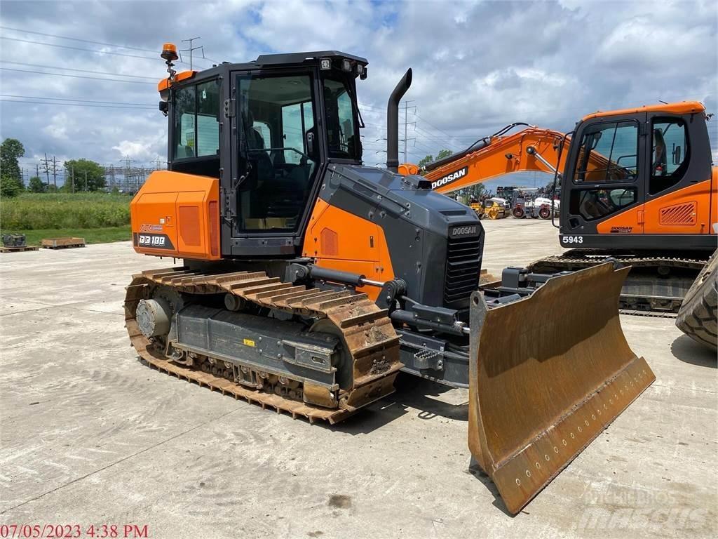 Develon DD100 Гусеничные бульдозеры