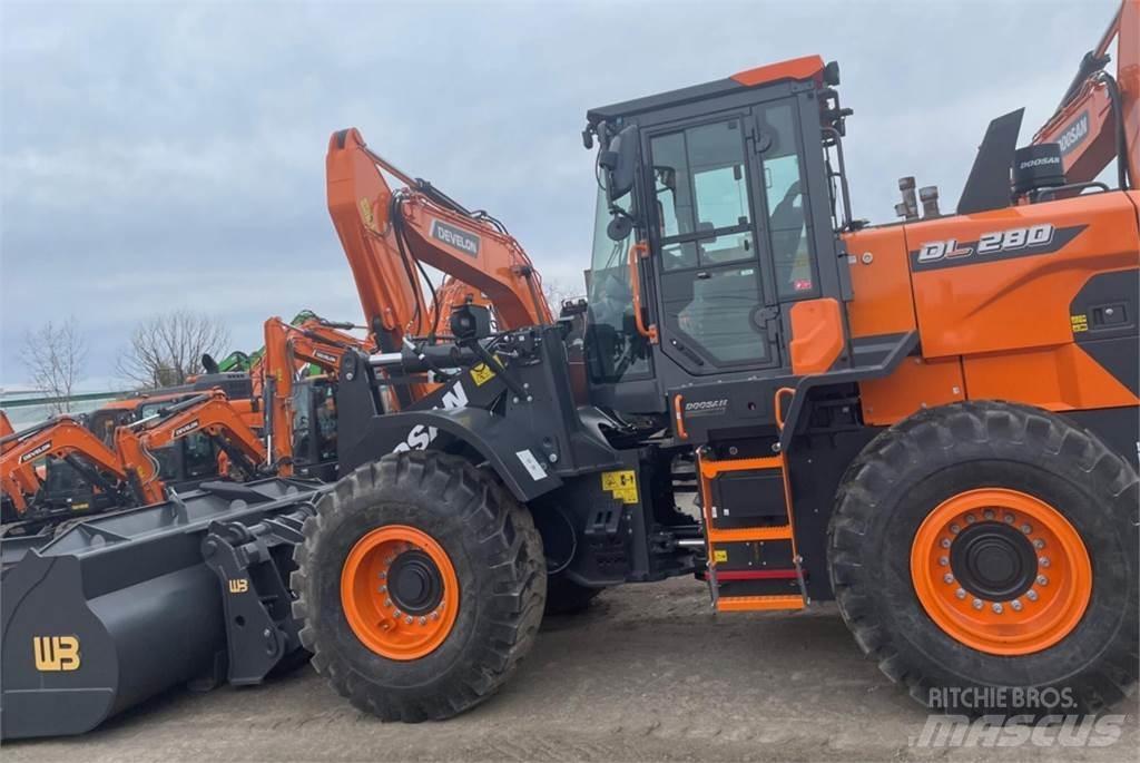 Develon DL280-7 Фронтальные погрузчики