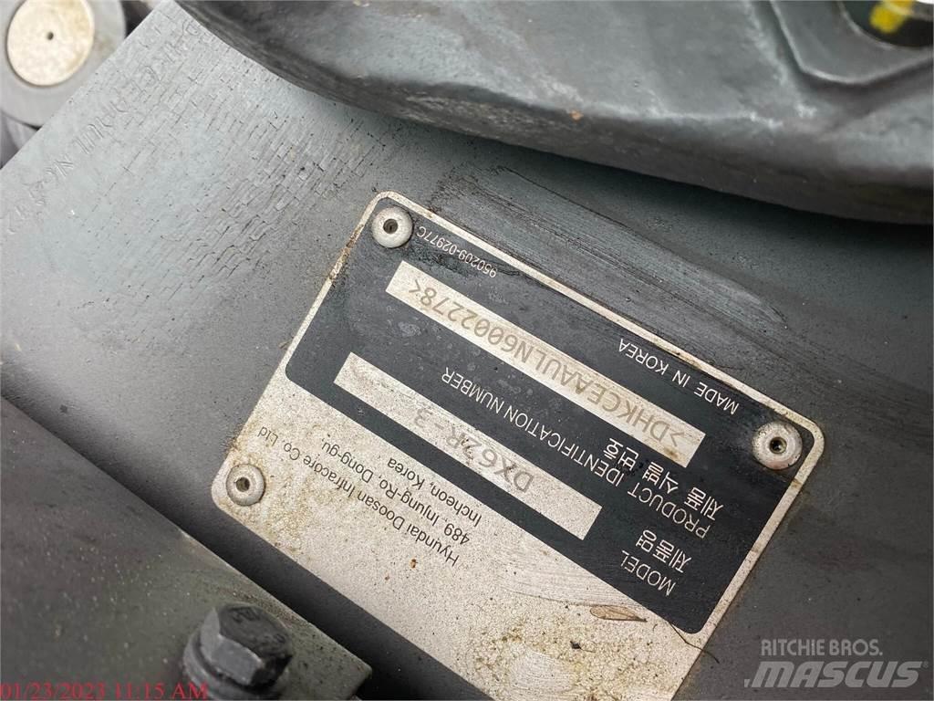 Develon DX62R-3 Гусеничные экскаваторы