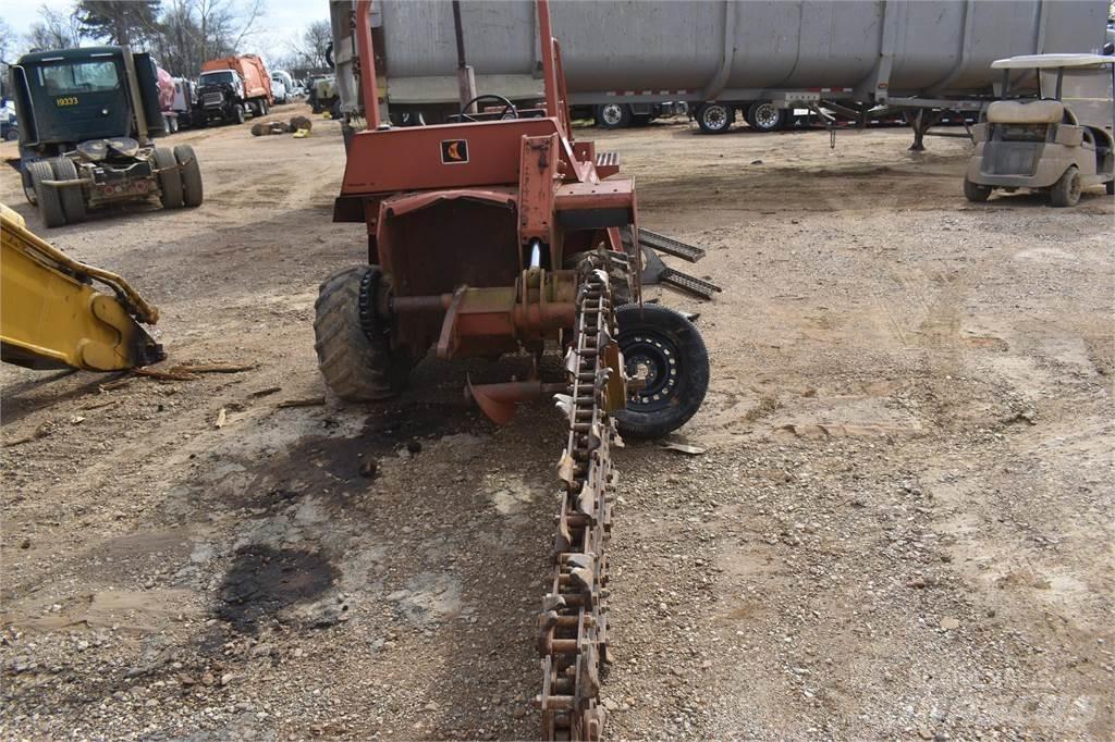 Ditch Witch 6510DD Траншеекопатели